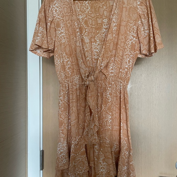 Kivari dress - Picture 3 of 3